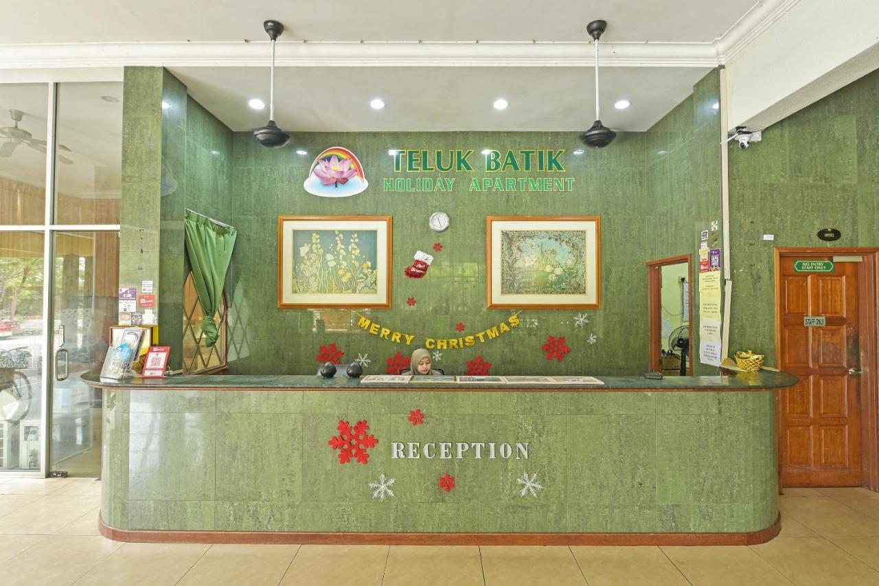 Oyo Home 90700 Teluk Batik Holiday Apartment Kampong Telok Batu Экстерьер фото